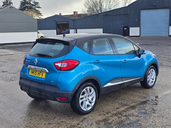 Used Renault Captur 2015 for sale - 77572187: Photo