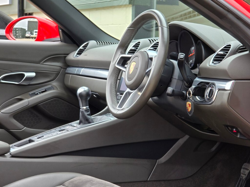 Used Porsche 718 Boxster 2020 for sale - 78029994: Photo 15