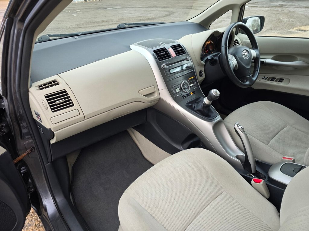 Used Toyota Auris 2008 for sale - 77056442: Photo 12