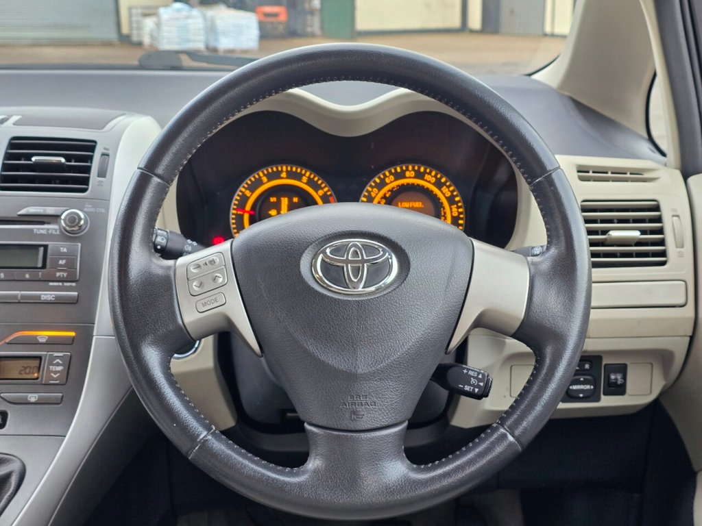 Used Toyota Auris 2008 for sale - 77056442: Photo 15