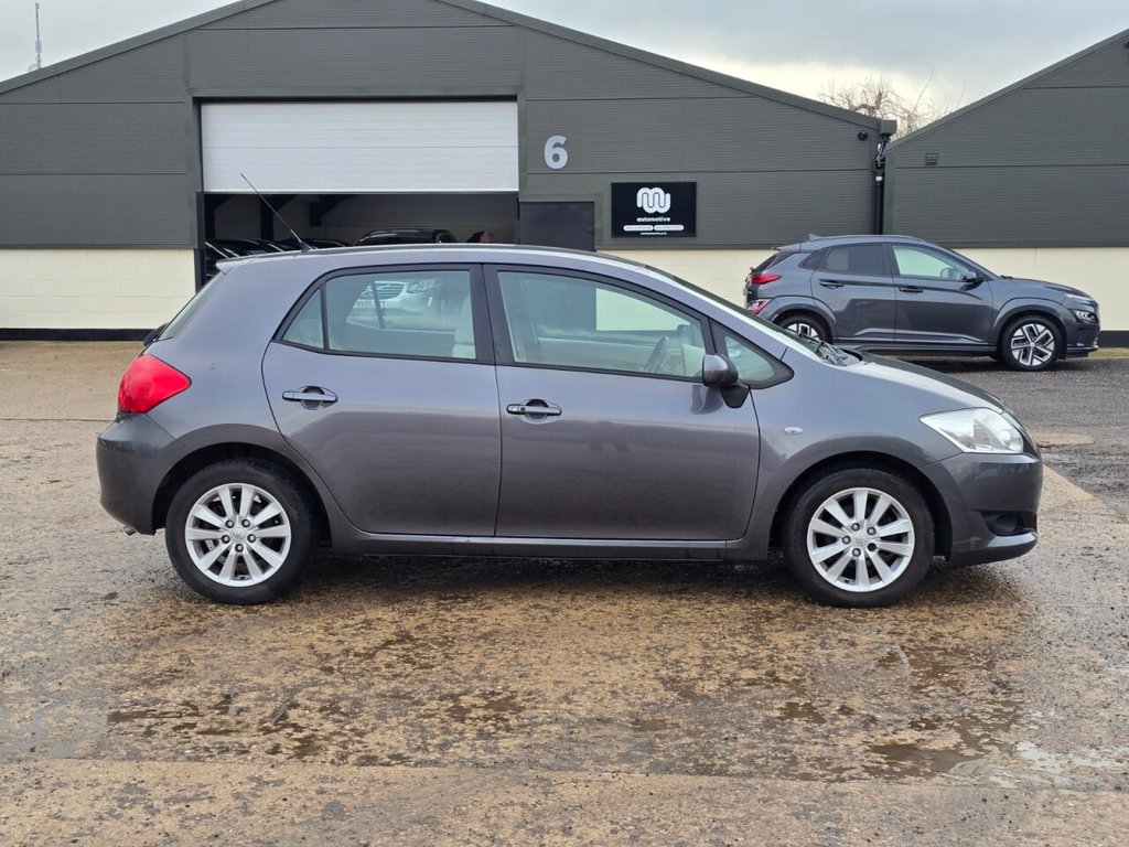 Used Toyota Auris 2008 for sale - 77056442: Photo 2