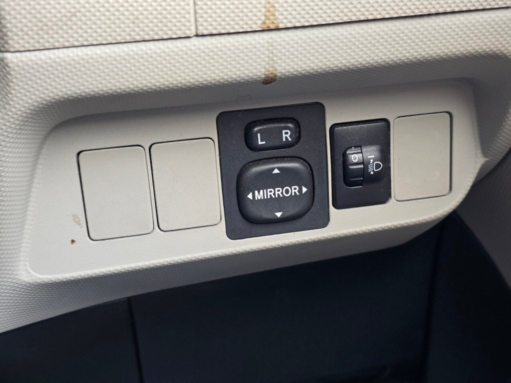 Used Toyota Auris 2008 for sale - 77056442: Photo 24