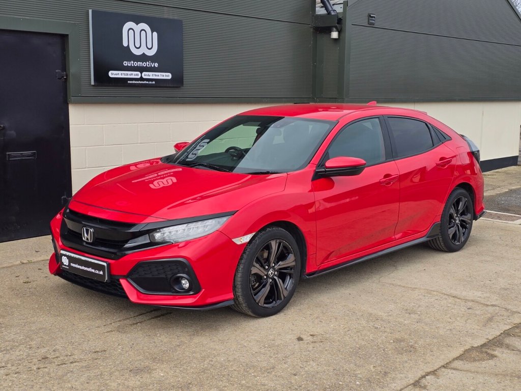 Used Honda Civic 2017 for sale - 77904730: Photo 2