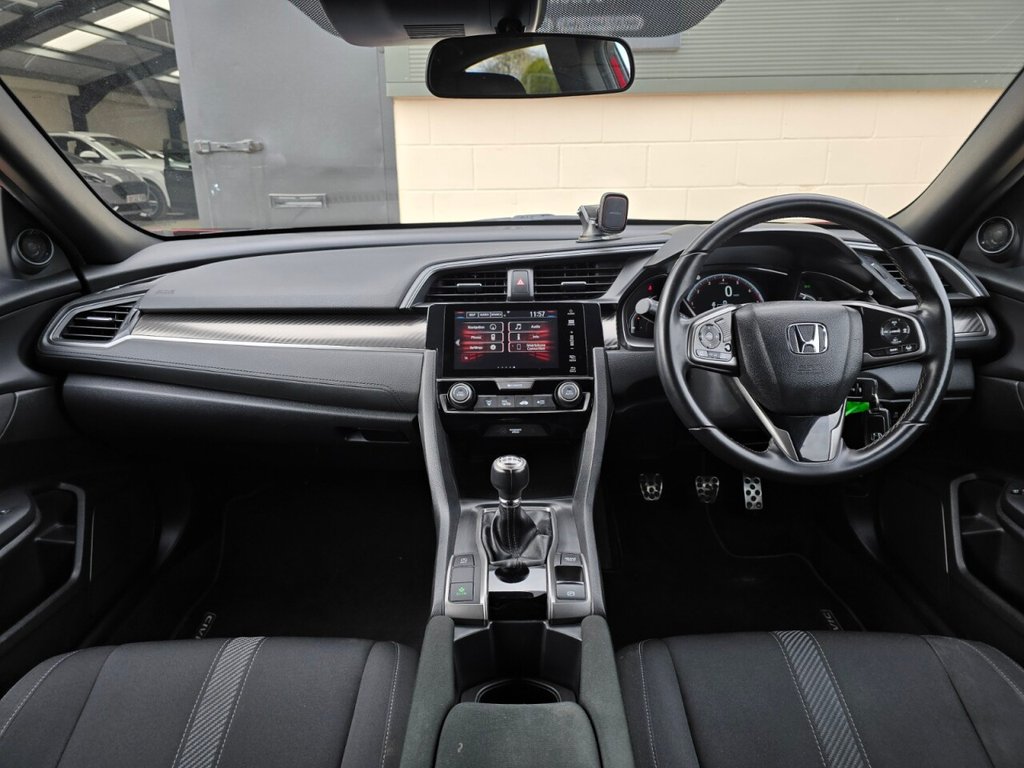 Used Honda Civic 2017 for sale - 77904730: Photo 26