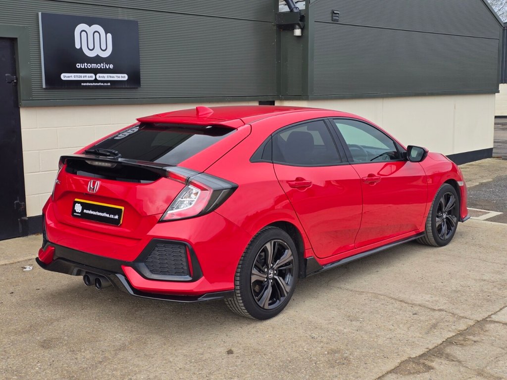 Used Honda Civic 2017 for sale - 77904730: Photo 3