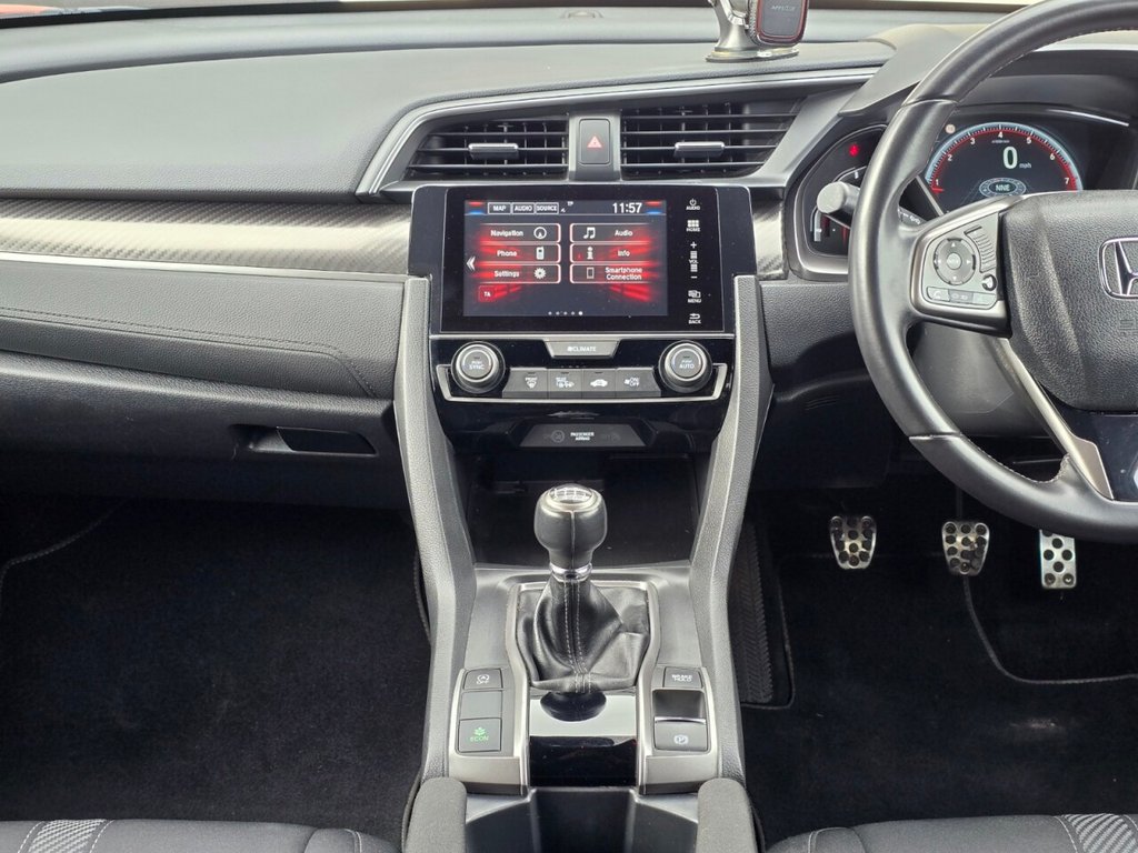 Used Honda Civic 2017 for sale - 77904730: Photo 38