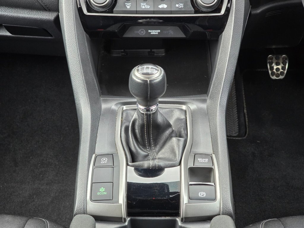 Used Honda Civic 2017 for sale - 77904730: Photo 56