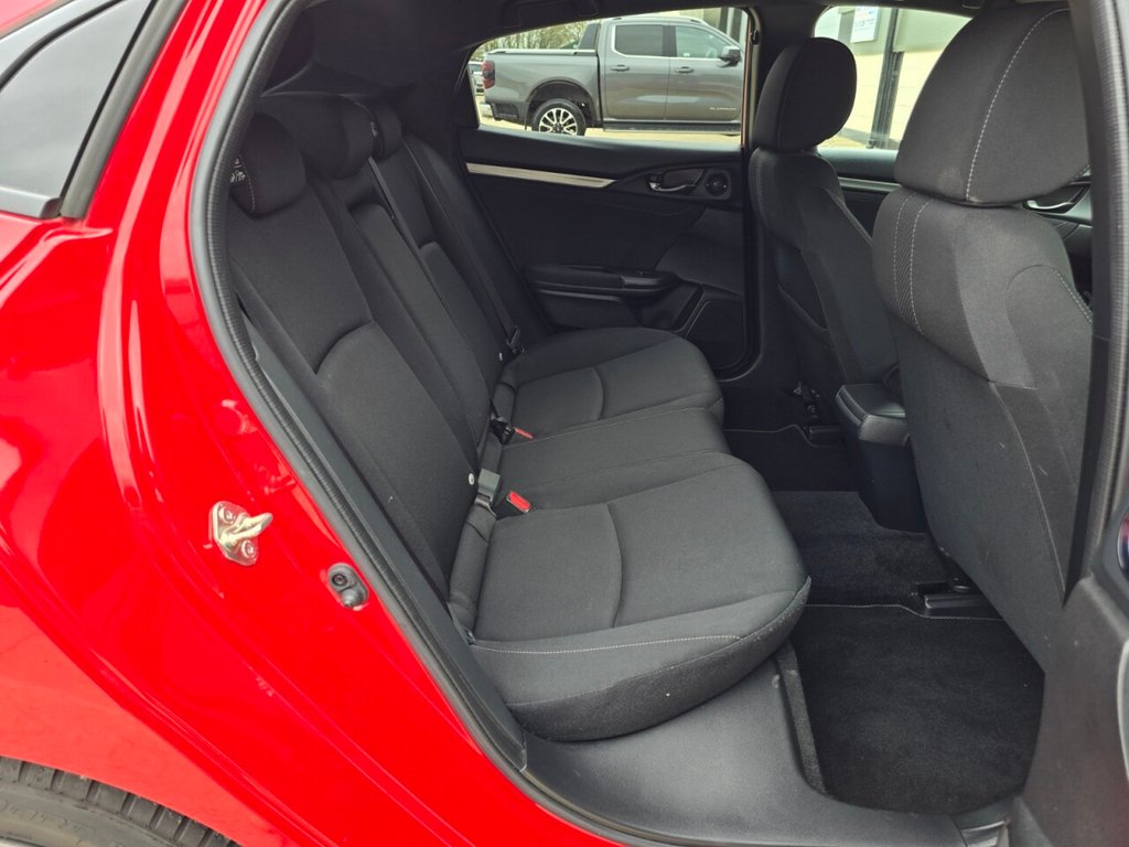 Used Honda Civic 2017 for sale - 77904730: Photo 62