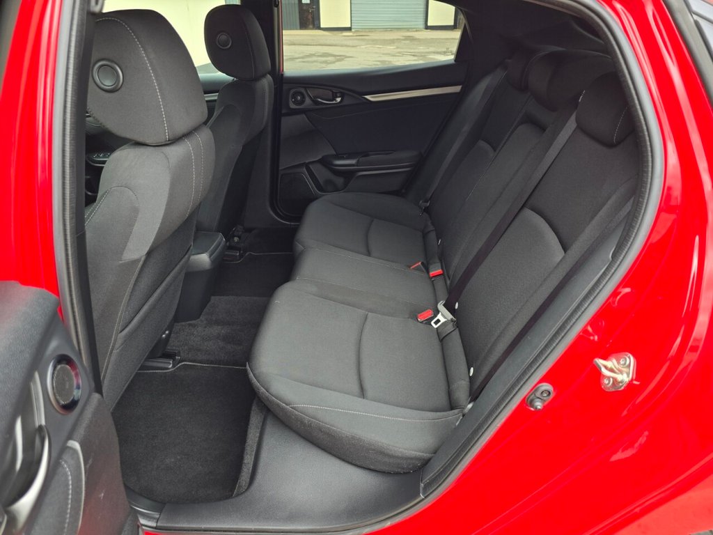 Used Honda Civic 2017 for sale - 77904730: Photo 64