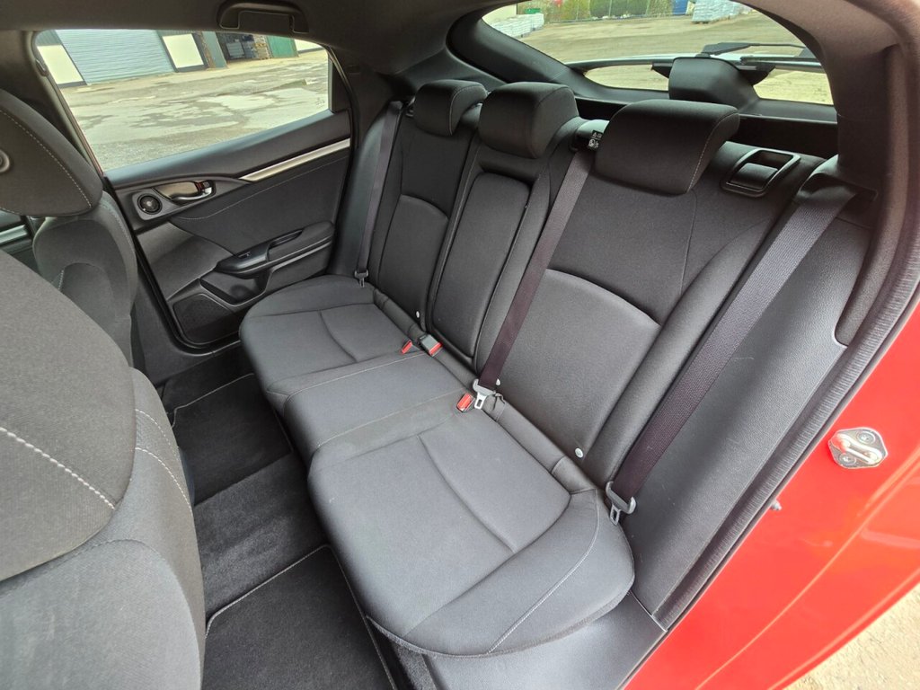 Used Honda Civic 2017 for sale - 77904730: Photo 65