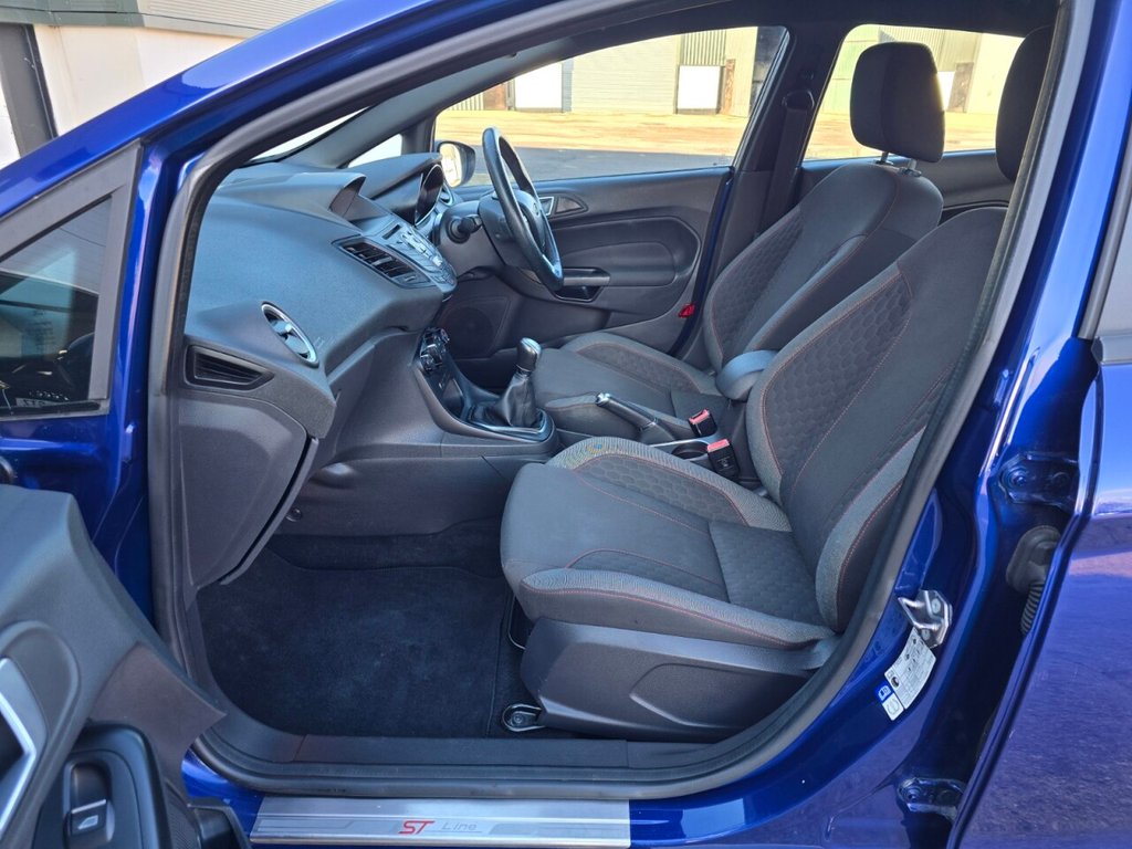 Used Ford Fiesta 2017 for sale - 77437009: Photo 17