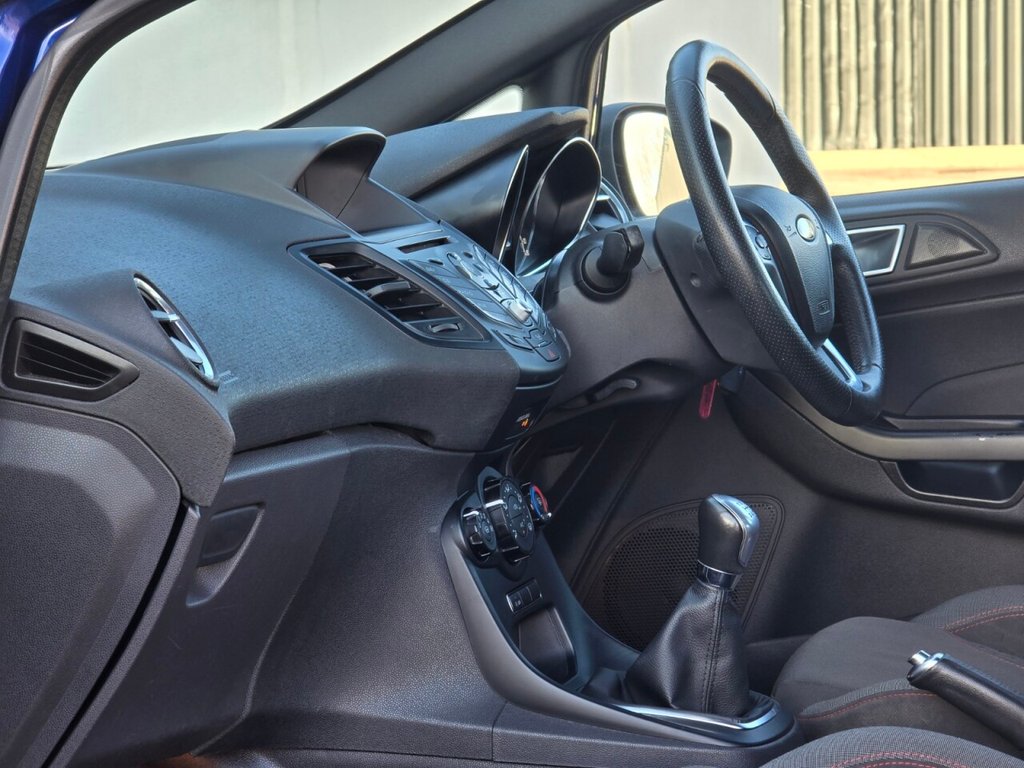 Used Ford Fiesta 2017 for sale - 77437009: Photo 19