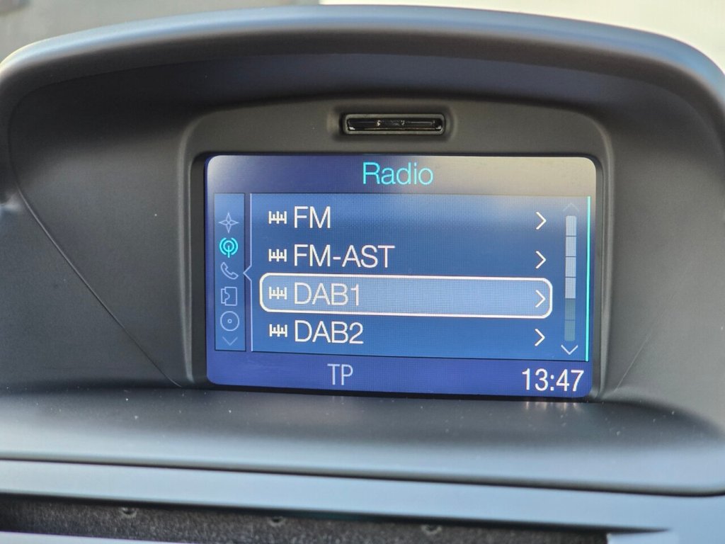 Used Ford Fiesta 2017 for sale - 77437009: Photo 38