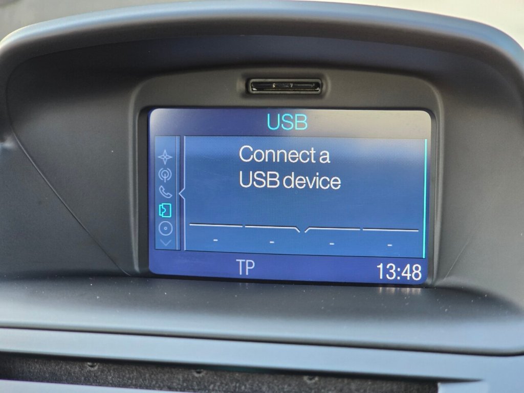 Used Ford Fiesta 2017 for sale - 77437009: Photo 40