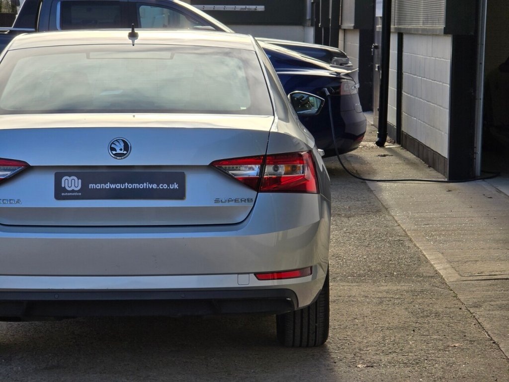 Used Skoda Superb 2017 for sale - 76867297: Photo 12