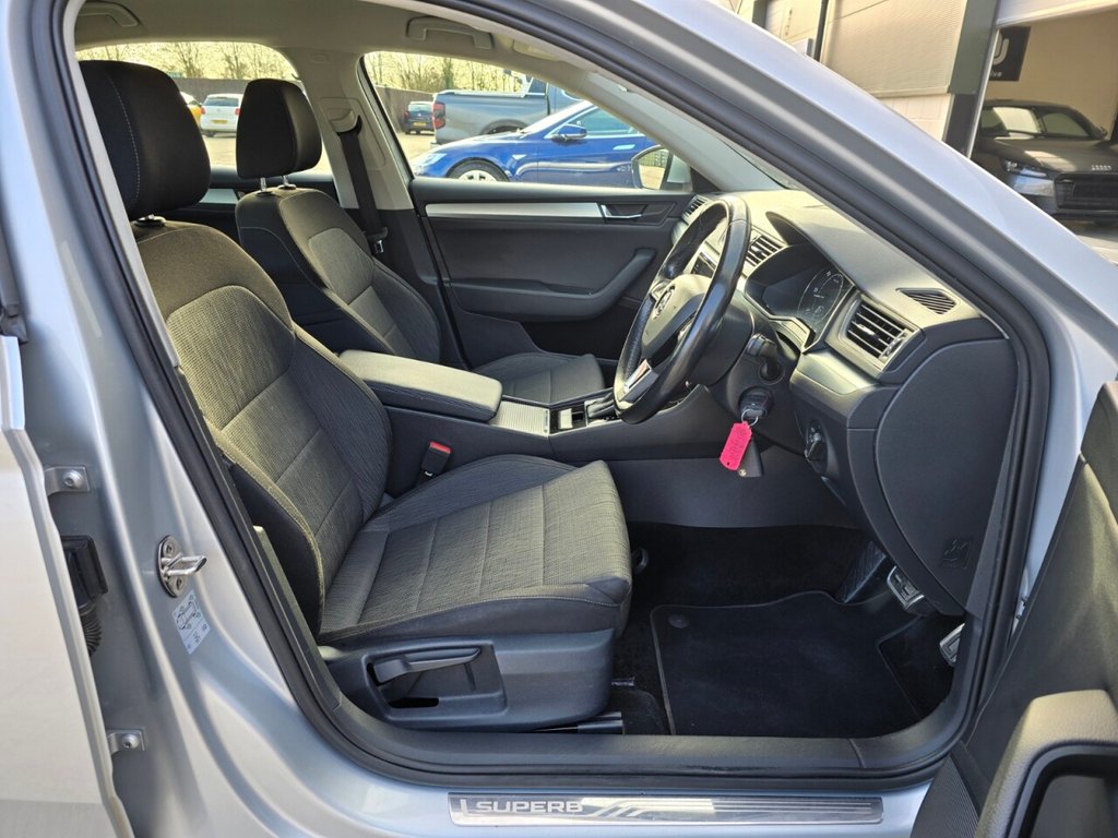Used Skoda Superb 2017 for sale - 76867297: Photo 16
