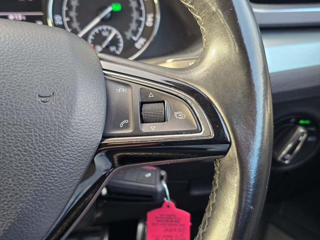 Used Skoda Superb 2017 for sale - 76867297: Photo 32