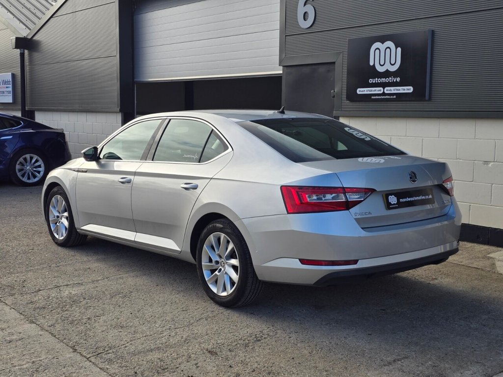 Used Skoda Superb 2017 for sale - 76867297: Photo 4