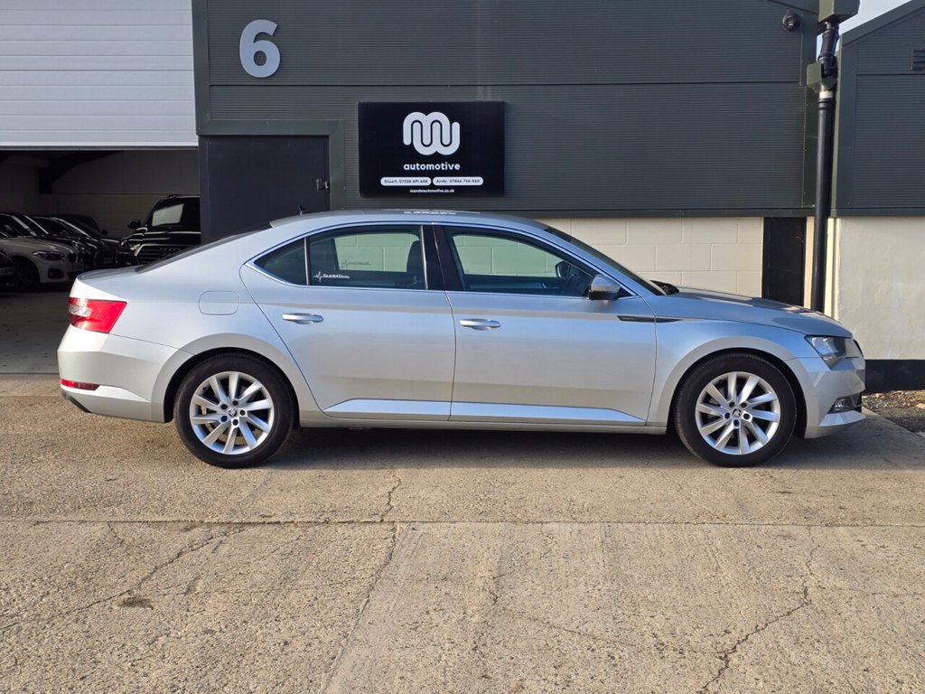 Used Skoda Superb 2017 for sale - 76867297: Photo 6