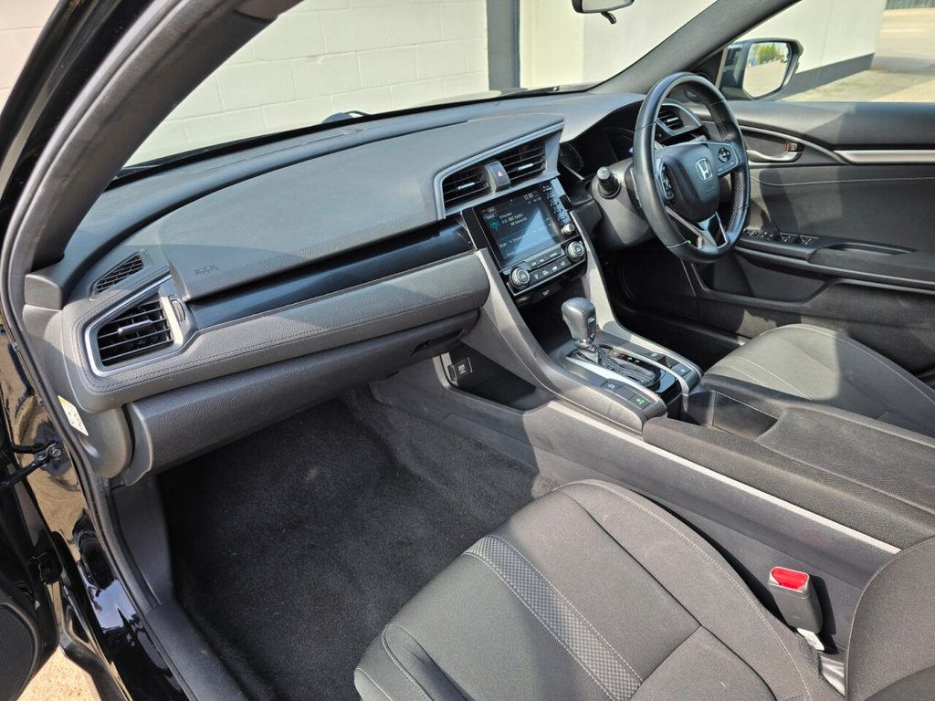 Used Honda Civic 2022 for sale - 77991139: Photo 21