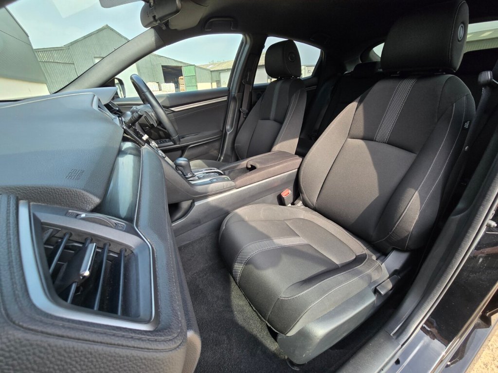 Used Honda Civic 2022 for sale - 77991139: Photo 23