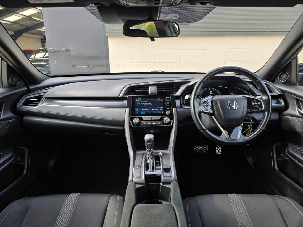 Used Honda Civic 2022 for sale - 77991139: Photo 25