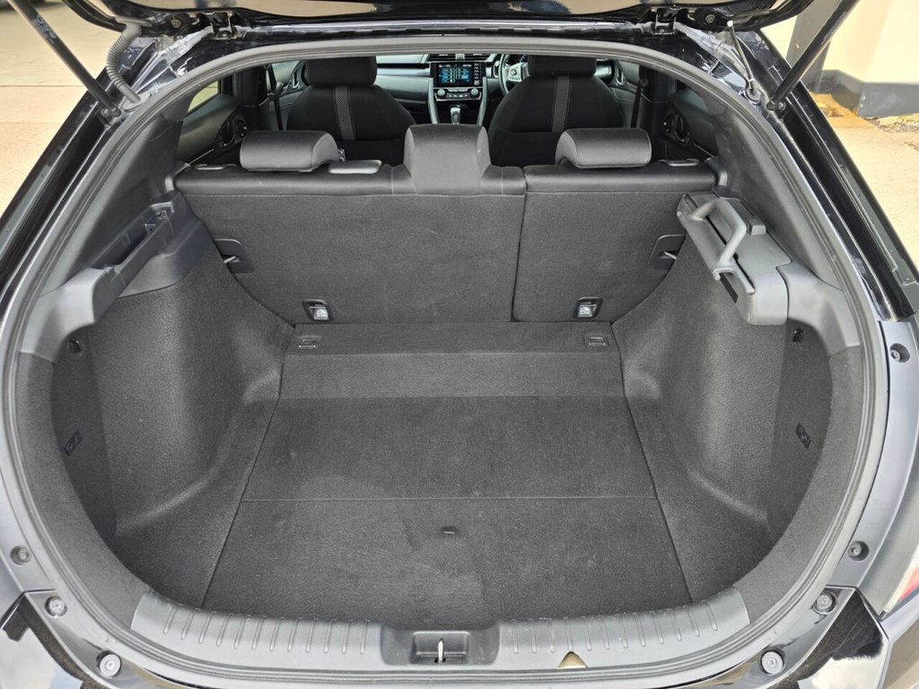 Used Honda Civic 2022 for sale - 77991139: Photo 66