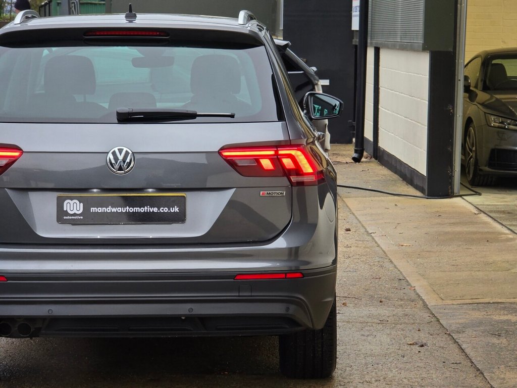 Used Volkswagen Tiguan 2018 for sale - 76867201: Photo 12