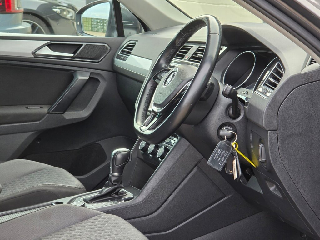 Used Volkswagen Tiguan 2018 for sale - 76867201: Photo 18