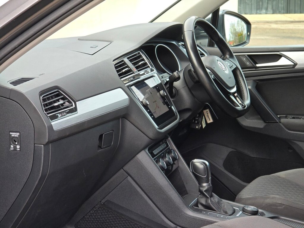 Used Volkswagen Tiguan 2018 for sale - 76867201: Photo 22