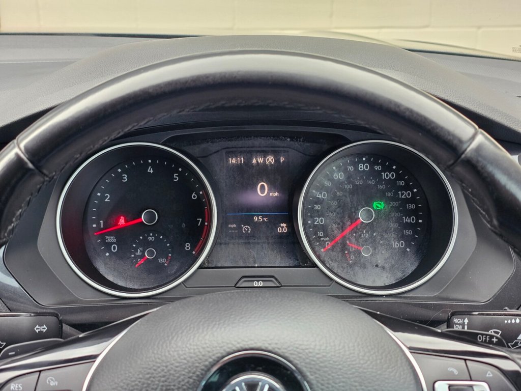Used Volkswagen Tiguan 2018 for sale - 76867201: Photo 30