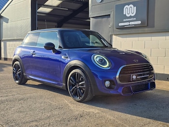 Used MINI Hatch 2018 for sale - 76867370: Photo