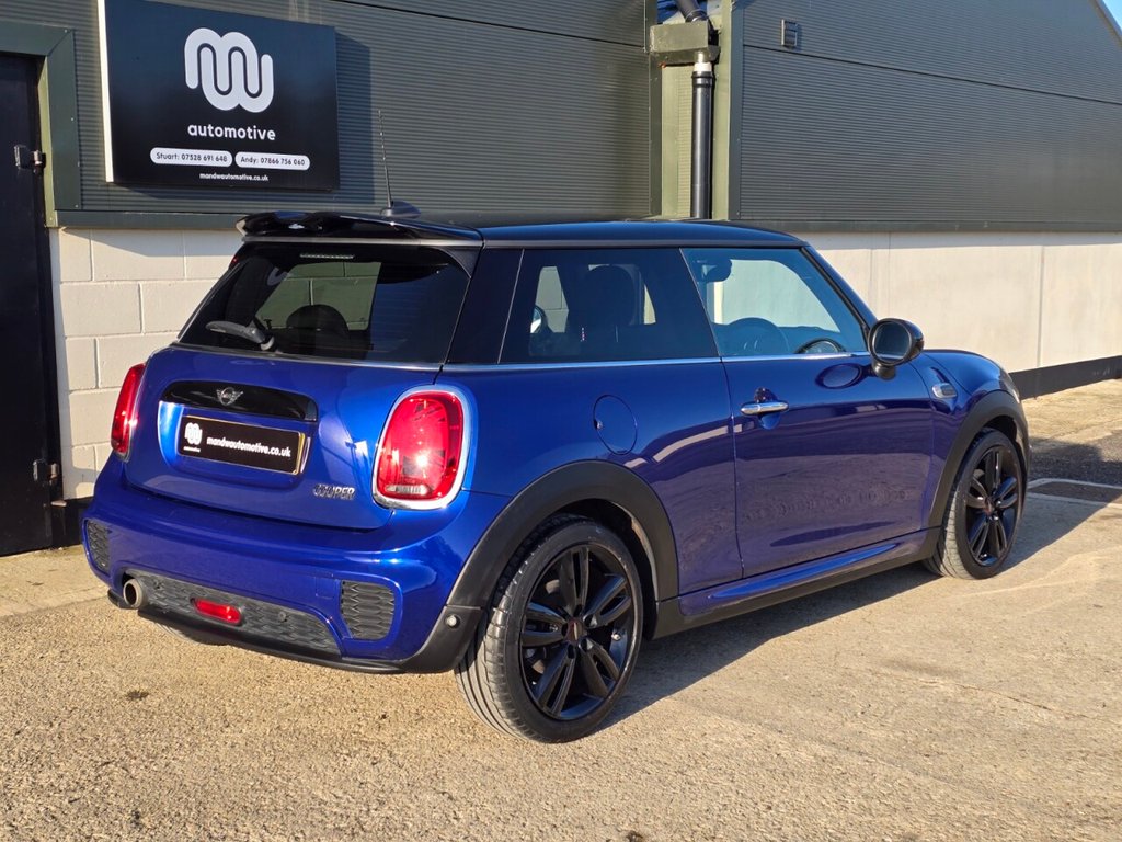 Used MINI Hatch 2018 for sale - 76867370: Photo 3