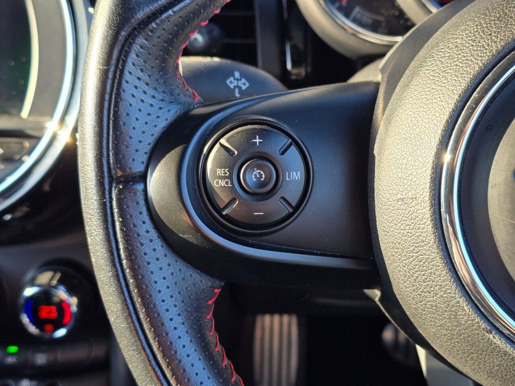 Used MINI Hatch 2018 for sale - 76867370: Photo 32