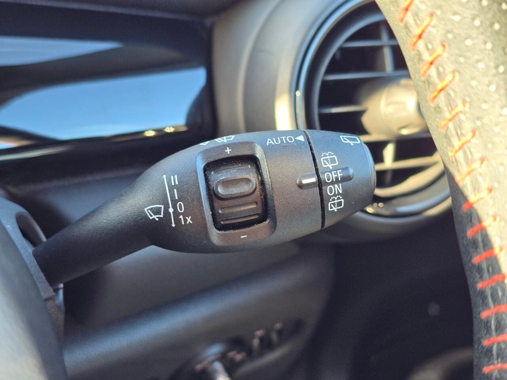 Used MINI Hatch 2018 for sale - 76867370: Photo 36