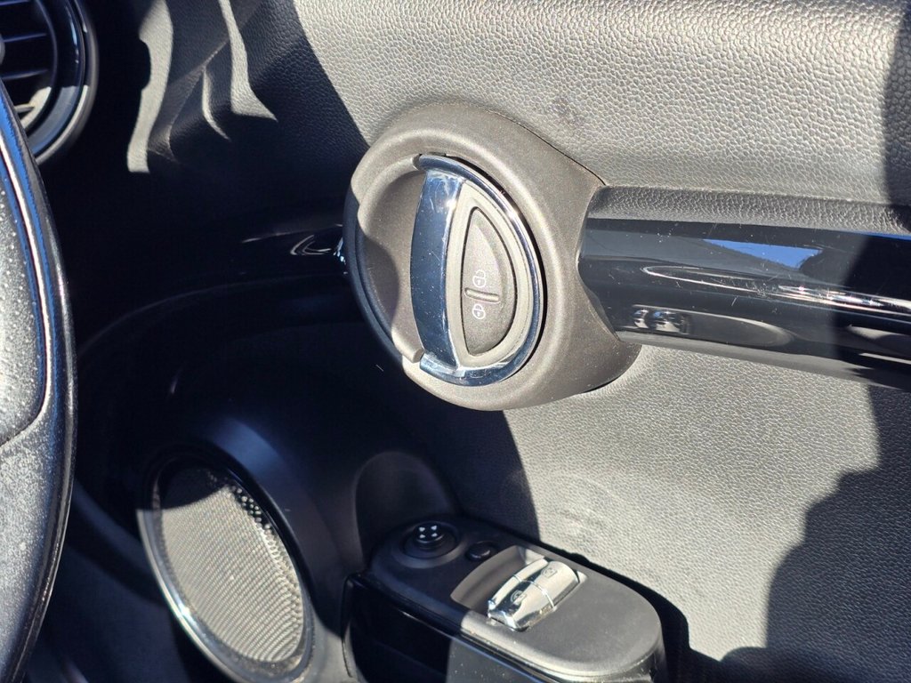 Used MINI Hatch 2018 for sale - 76867370: Photo 38