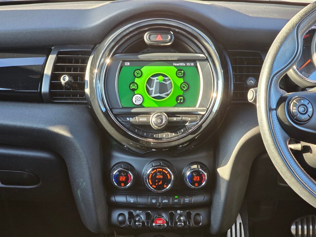 Used MINI Hatch 2018 for sale - 76867370: Photo 41