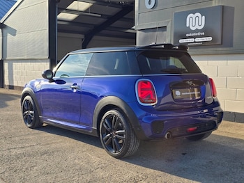 Used MINI Hatch 2018 for sale - 76867370: Photo