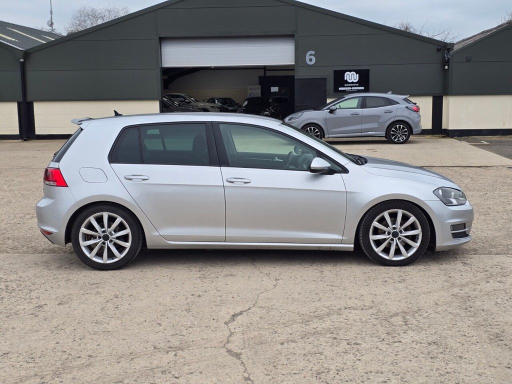 Used Volkswagen Golf 2013 for sale - 77734188: Photo 2