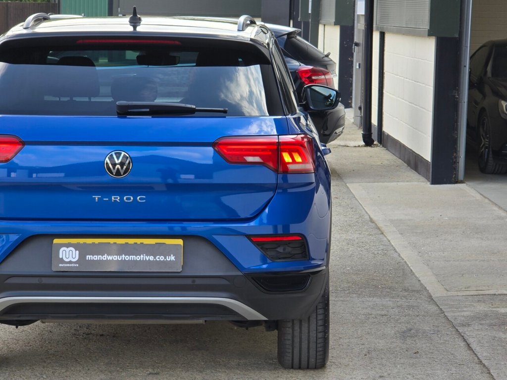 Used Volkswagen T-Roc 2021 for sale - 76867279: Photo 11