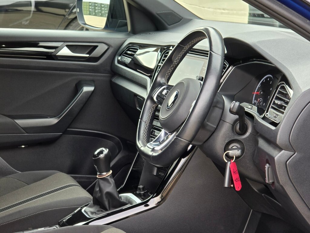 Used Volkswagen T-Roc 2021 for sale - 76867279: Photo 17