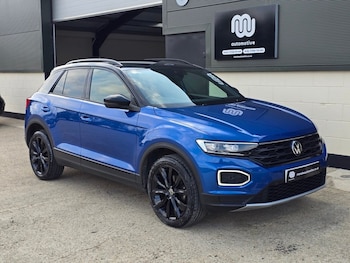 Used Volkswagen T-Roc 2021 for sale - 76867279: Photo