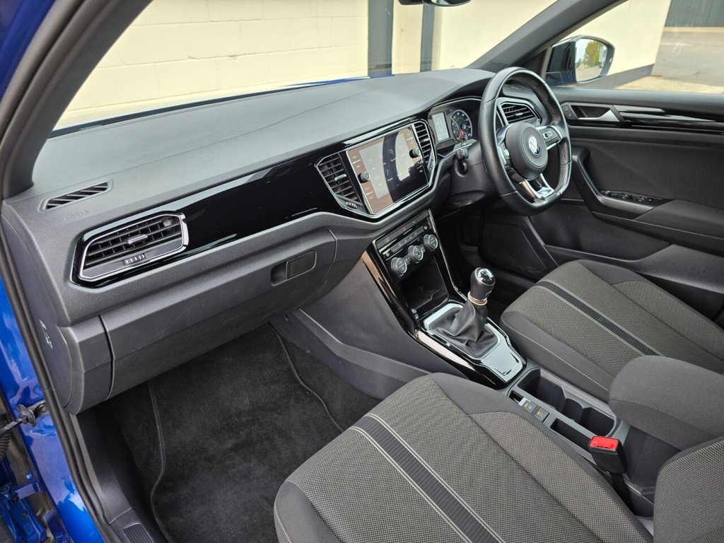 Used Volkswagen T-Roc 2021 for sale - 76867279: Photo 21