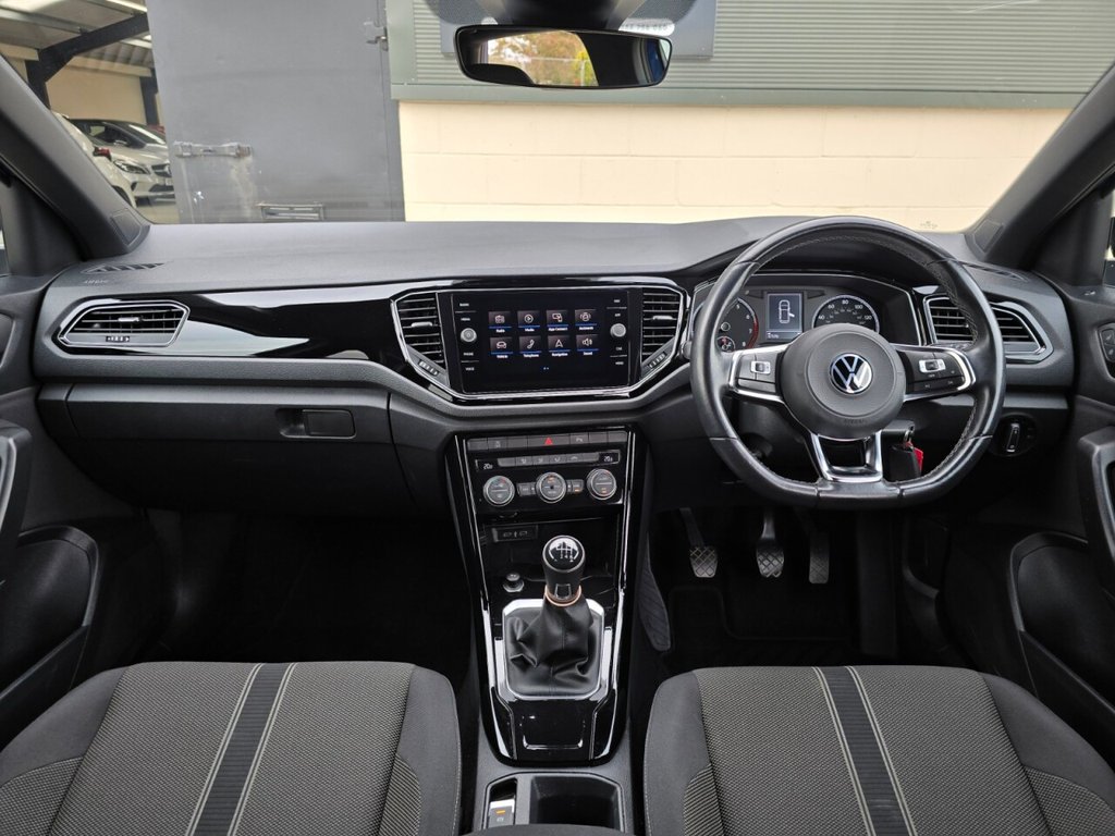 Used Volkswagen T-Roc 2021 for sale - 76867279: Photo 26