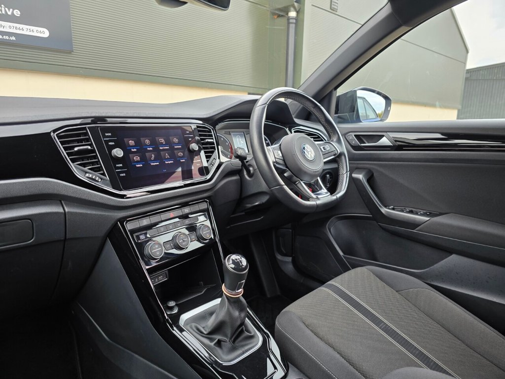 Used Volkswagen T-Roc 2021 for sale - 76867279: Photo 27