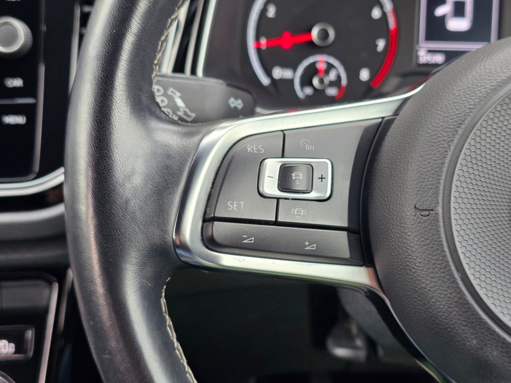 Used Volkswagen T-Roc 2021 for sale - 76867279: Photo 32