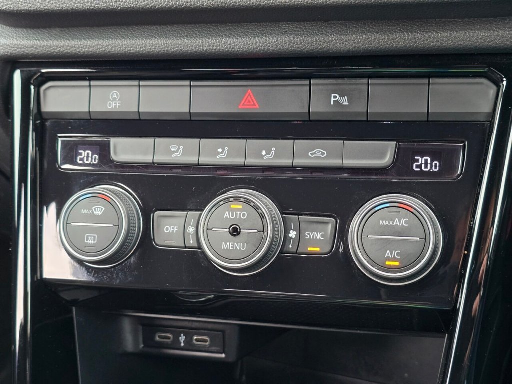 Used Volkswagen T-Roc 2021 for sale - 76867279: Photo 50