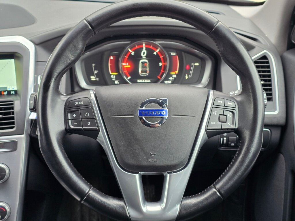 Used Volvo XC60 2016 for sale - 77153774: Photo 31