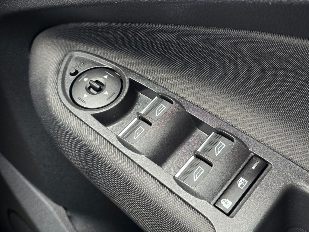 Used Ford Grand C-Max 2016 for sale - 77621396: Photo 32