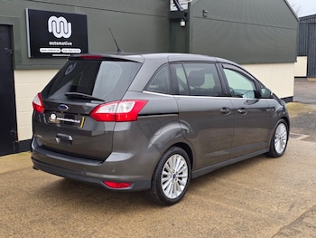 Used Ford Grand C-Max 2016 for sale - 77621396: Photo